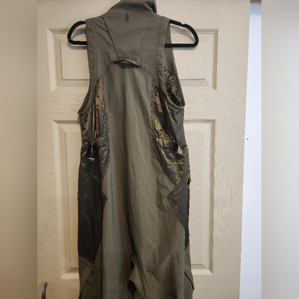 NWOT FP Movement Alignment Jumpsuit Size Small - Picture 10 of 10